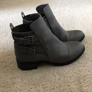 Old Navy Gray Booties